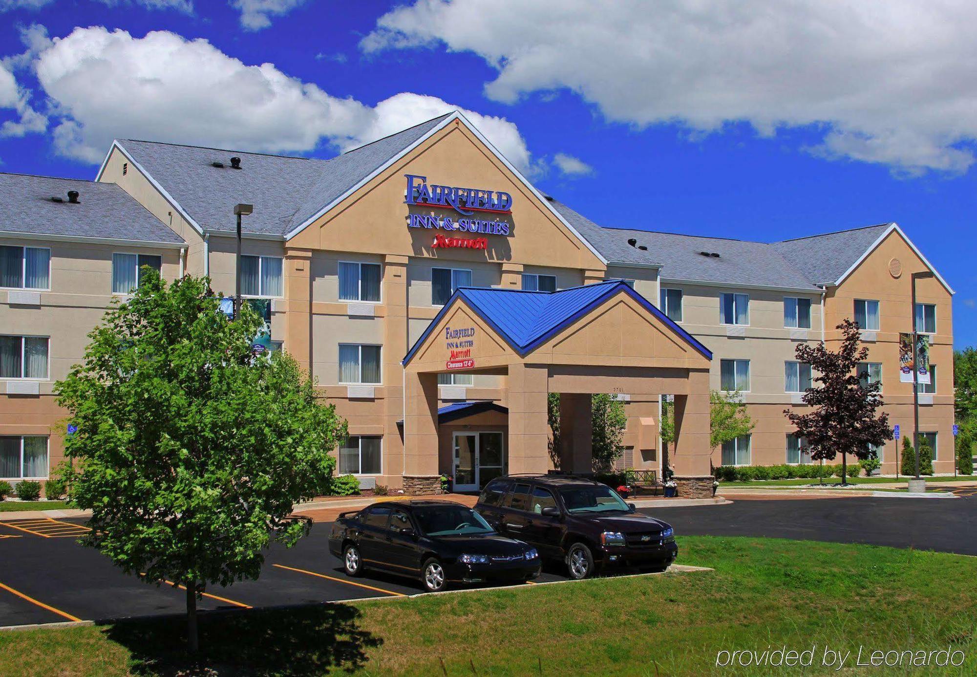 Fairfield Inn & Suites Τράβερς Σίτι Εξωτερικό φωτογραφία